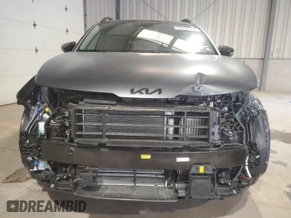 ✅ 2026 Kia Sportage X-Line • VIN: KNDPVDDGXT7267057 • Lot: 85686955. Wystawiony na Copart z przebiegiem 8 778 mil. Bezpłatny archiwum sprzedaży aukcyjnych z USA i szczegółowy raport historii pojazdu na DreamBid. Zdjęcie 5.