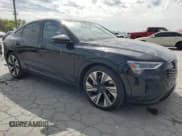 ✅ 2024 Audi Q8 e-tron • VIN: WA1DABGE7RB005395 • Лот: 53782745. Опубликован ранее на Copart с пробегом 6 989 миль. Бесплатный доступ к архиву аукционных продаж из США и подробный отчёт об истории автомобиля на DreamBid. Изображение 4.