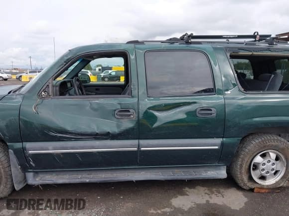 ✅ 2002 Chevrolet Suburban LT • VIN: 1GNEC16T42J156650 • Лот: 43419729. Опубликован ранее на IAAI с пробегом 192 039 миль. Бесплатный доступ к архиву аукционных продаж из США и подробный отчёт об истории автомобиля на DreamBid. Изображение 14.