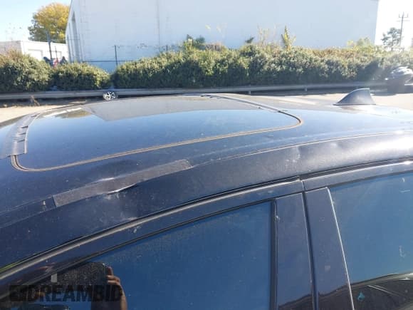 ✅ 2016 BMW M5 • VIN: WBSFV9C51GG343384 • Lot: 43477492. Listed on IAAI with 52,385 mi. Free auction sales archive from the USA and detailed vehicle history report at DreamBid. Image 17.