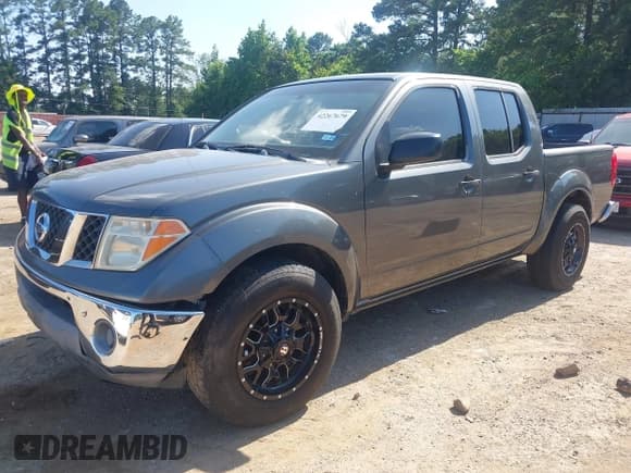 ✅ 2006 Nissan Frontier SE • VIN: 1N6AD07U96C416196 • Лот: 42267679. Опубликован ранее на IAAI с пробегом 180 947 миль. Бесплатный доступ к архиву аукционных продаж из США и подробный отчёт об истории автомобиля на DreamBid. Изображение 2.