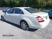 ✅ 2007 Mercedes-Benz S 550 • VIN: WDDNG86X37A115206 • Lot: 43266078. Wystawiony na IAAI z przebiegiem 161 122 mil. Bezpłatny archiwum sprzedaży aukcyjnych z USA i szczegółowy raport historii pojazdu na DreamBid. Zdjęcie 3.