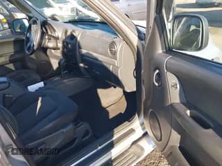 ✅ 2003 Jeep Liberty Renegade • VIN: 1J4GL38K43W592804 • Лот: 43710661. Опубликован ранее на IAAI с пробегом 153 773 миль. Бесплатный доступ к архиву аукционных продаж из США и подробный отчёт об истории автомобиля на DreamBid. Изображение 5.