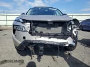 ✅ 2025 Nissan Rogue Platinum • VIN: JN8BT3DD6SW472349 • Lot: 68799345. Listed on Copart with 2,563 mi. Free auction sales archive from the USA and detailed vehicle history report at DreamBid. Image 5.