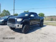 ✅ 2007 Toyota Tundra SR5 • VIN: 5TFRT54177X011545 • Lot: 43433619. Wystawiony na IAAI z przebiegiem 183 706 mil. Bezpłatny archiwum sprzedaży aukcyjnych z USA i szczegółowy raport historii pojazdu na DreamBid. Zdjęcie 17.