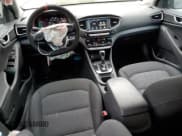 ✅ 2019 Hyundai Ioniq Blue • VIN: KMHC65LC4KU180704 • Lot: 46729075. Wystawiony na Copart z przebiegiem 102 336 mil. Bezpłatny archiwum sprzedaży aukcyjnych z USA i szczegółowy raport historii pojazdu na DreamBid. Zdjęcie 8.