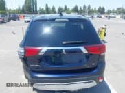✅ 2020 Mitsubishi Outlander SE • VIN: JA4AD3A32LZ017587 • Лот: 39822108. Опубликован ранее на IAAI с пробегом 78 533 миль. Бесплатный доступ к архиву аукционных продаж из США и подробный отчёт об истории автомобиля на DreamBid. Изображение 16.