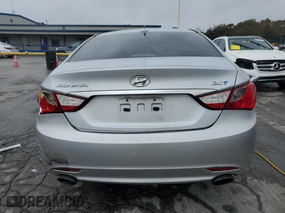 ✅ 2013 Hyundai Sonata SE • VIN: 5NPEC4AB7DH536456 • Lot: 90293105. Listed on Copart with 151,549 mi. Free auction sales archive from the USA and detailed vehicle history report at DreamBid. Image 6.