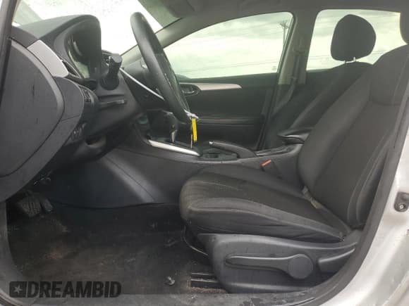 ✅ 2016 Nissan Sentra SV • VIN: 3N1AB7AP9GY233512 • Лот: 91699405. Опубликован ранее на Copart с пробегом 81 995 миль. Бесплатный доступ к архиву аукционных продаж из США и подробный отчёт об истории автомобиля на DreamBid. Изображение 7.