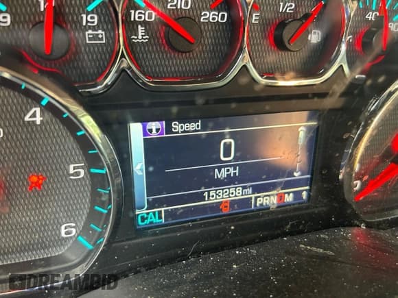 ✅ 2016 Chevrolet Silverado 2500HD LT • VIN: 1GC1KVEG5GF214930 • Lot: 89516535. Wystawiony na Copart z przebiegiem 153 258 mil. Bezpłatny archiwum sprzedaży aukcyjnych z USA i szczegółowy raport historii pojazdu na DreamBid. Zdjęcie 8.