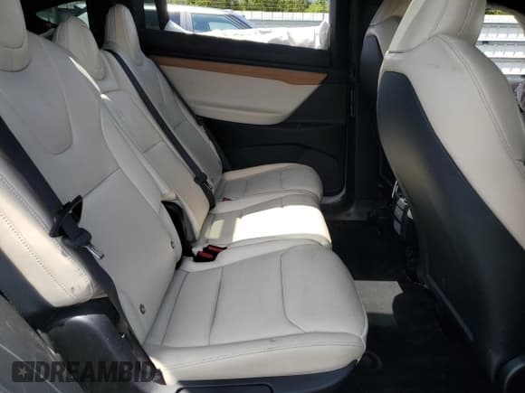 ✅ 2020 Tesla Model X Long Range • VIN: 5YJXCAE26LF271849 • Lot: 52869255. Listed on Copart with 108,147 mi. Free auction sales archive from the USA and detailed vehicle history report at DreamBid. Image 11.