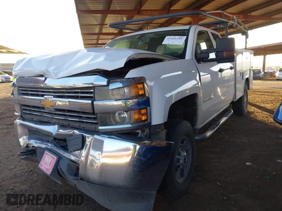 ✅ 2015 Chevrolet Silverado 2500HD Work Truck • VIN: 1GB2CUEG1FZ519337 • Lot: 43461181. Listed on IAAI with 246,273 mi. Free auction sales archive from the USA and detailed vehicle history report at DreamBid. Image 17.