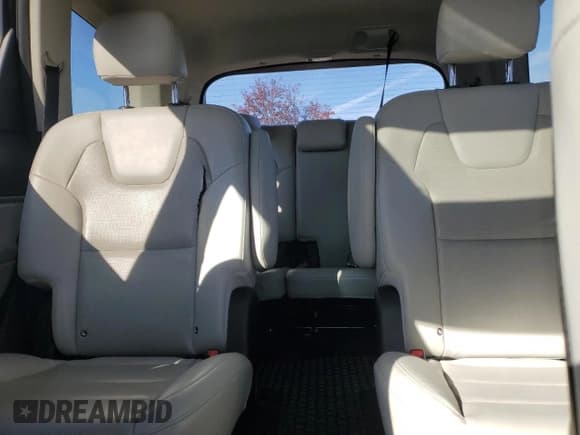 ✅ 2020 Kia Telluride S • VIN: 5XYP6DHC0LG068302 • Лот: 92687395. Опубликован ранее на Copart с пробегом 170 014 миль. Бесплатный доступ к архиву аукционных продаж из США и подробный отчёт об истории автомобиля на DreamBid. Изображение 10.