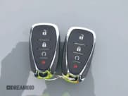 ✅ 2020 Chevrolet Bolt EV Premier • VIN: 1G1FZ6S08L4145700 • Lot: 41762056. Wystawiony na IAAI z przebiegiem 13 466 mil. Bezpłatny archiwum sprzedaży aukcyjnych z USA i szczegółowy raport historii pojazdu na DreamBid. Zdjęcie 11.