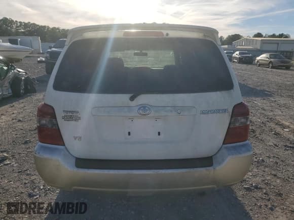 ✅ 2004 Toyota Highlander • VIN: JTEGP21A140021020 • Lot: 84836615. Wystawiony na Copart z przebiegiem Nie podano. Bezpłatny archiwum sprzedaży aukcyjnych z USA i szczegółowy raport historii pojazdu na DreamBid. Zdjęcie 6.