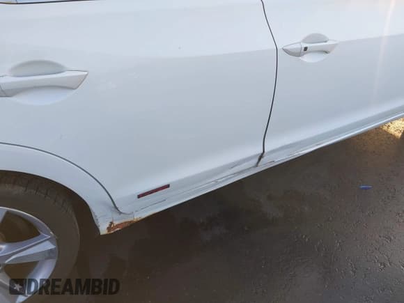 ✅ 2013 Acura ILX Premium • VIN: 19VDE1F52DE017397 • Lot: 43649172. Listed on IAAI with 141,283 mi. Free auction sales archive from the USA and detailed vehicle history report at DreamBid. Image 6.