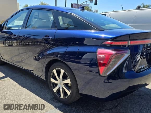✅ 2020 Toyota Mirai • VIN: JTDBVRBD2LA008274 • Lot: 80952294. Wystawiony na Copart z przebiegiem 36 722 mil. Bezpłatny archiwum sprzedaży aukcyjnych z USA i szczegółowy raport historii pojazdu na DreamBid. Zdjęcie 3.