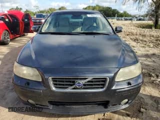 ✅ 2007 Volvo S60 2.5L Turbo • VIN: YV1RH592X72645362 • Лот: 73627514. Опубликован ранее на Copart с пробегом 80 947 миль. Бесплатный доступ к архиву аукционных продаж из США и подробный отчёт об истории автомобиля на DreamBid. Изображение 5.