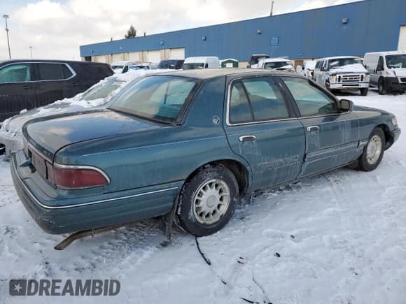 ✅ 1995 Mercury Grand Marquis LS • VIN: 2MELM75W8SX645053 • Лот: 88668085. Опубликован ранее на Copart с пробегом 147 918 миль. Бесплатный доступ к архиву аукционных продаж из США и подробный отчёт об истории автомобиля на DreamBid. Изображение 3.