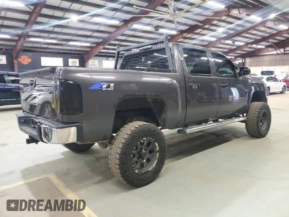 2010 Chevrolet Silverado 1500 LT with VIN 3GCRKSE36AG301076, listed as a Copart auction lot 91015655 with 162,124 mi miles and Clean title. Bid and sale history available at DreamBid. Image 3.