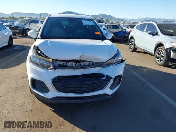 ✅ 2020 Chevrolet Trax LS • VIN: 3GNCJKSBXLL183393 • Lot: 43628511. Wystawiony na IAAI z przebiegiem 133 535 mil. Bezpłatny archiwum sprzedaży aukcyjnych z USA i szczegółowy raport historii pojazdu na DreamBid. Zdjęcie 6.