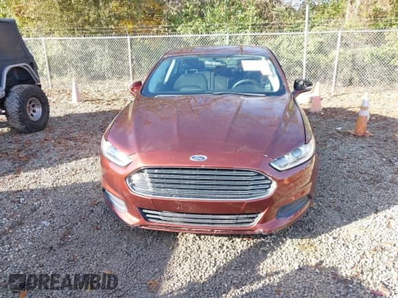 ✅ 2016 Ford Fusion SE • VIN: 3FA6P0H70GR332186 • Lot: 43683072. Wystawiony na IAAI z przebiegiem 96 162 mil. Bezpłatny archiwum sprzedaży aukcyjnych z USA i szczegółowy raport historii pojazdu na DreamBid. Zdjęcie 12.