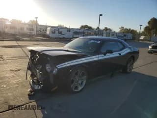 ✅ 2012 Dodge Challenger R/T Classic • VIN: 2C3CDYBT7CH162249 • Lot: 73337564. Wystawiony na Copart z przebiegiem 47 070 mil. Bezpłatny archiwum sprzedaży aukcyjnych z USA i szczegółowy raport historii pojazdu na DreamBid. Zdjęcie 1.