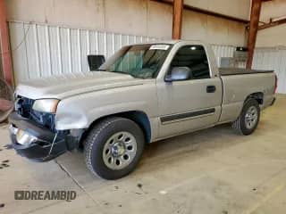 2006 Chevrolet Silverado 1500 LS with VIN 1GCEC14X36Z163076, listed as a Copart auction lot 69644355 with 131,195 mi miles and Salvage title. Bid and sale history available at DreamBid. Image 1.