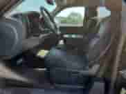 2010 Chevrolet Silverado 1500 LS с VIN 1GCSCREA5AZ206563, выставлен на аукционе Copart как лот 71117255 с пробегом 258 898 миль миль и Списание • Salvage title. История ставок и продаж доступна на DreamBid. Изображение 7.