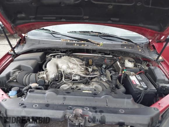 ✅ 2008 Kia Sorento LX • VIN: KNDJD735X85807441 • Lot: 42158485. Wystawiony na IAAI z przebiegiem 196 230 mil. Bezpłatny archiwum sprzedaży aukcyjnych z USA i szczegółowy raport historii pojazdu na DreamBid. Zdjęcie 10.