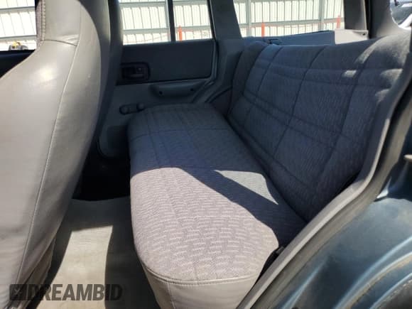 ✅ 1997 Jeep Cherokee SE • VIN: 1J4FJ28S6VL608582 • Lot: 71522755. Wystawiony na Copart z przebiegiem Nie podano. Bezpłatny archiwum sprzedaży aukcyjnych z USA i szczegółowy raport historii pojazdu na DreamBid. Zdjęcie 11.