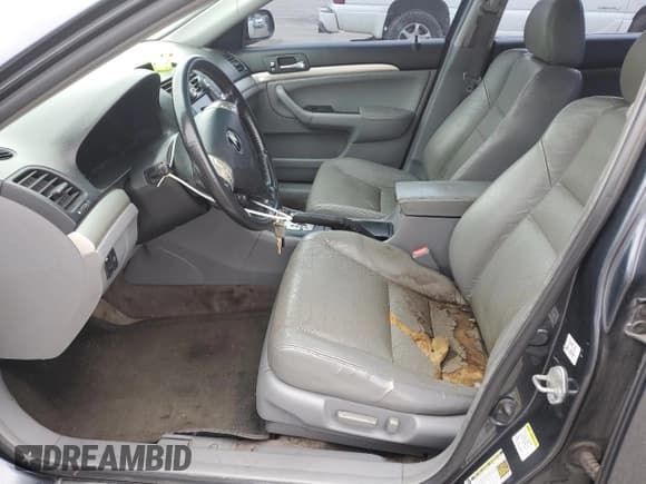 ✅ 2004 Acura TSX w/Navigation • VIN: JH4CL96914C019593 • Lot: 80297065. Listed on Copart with 319,551 mi. Free auction sales archive from the USA and detailed vehicle history report at DreamBid. Image 7.