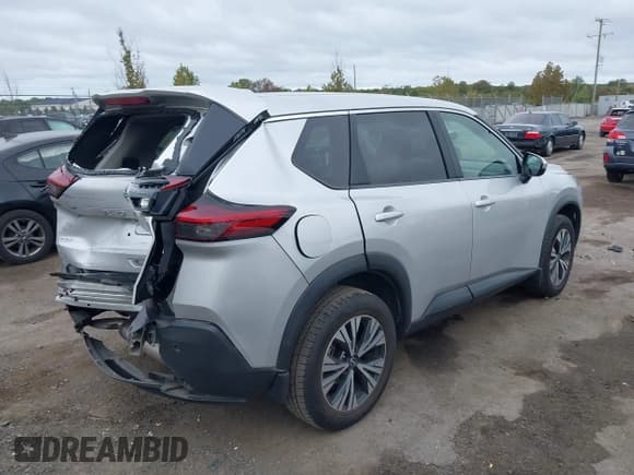 ✅ 2023 Nissan Rogue SV • VIN: 5N1BT3BA0PC683815 • Lot: 43424395. Listed on IAAI with 84,386 mi. Free auction sales archive from the USA and detailed vehicle history report at DreamBid. Image 4.
