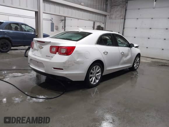 ✅ 2016 Chevrolet Malibu LTZ • VIN: 1G11E5SA2GF166772 • Lot: 42004657. Listed on IAAI with Not provided miles. Access the free auction sales archive from the USA and view a detailed vehicle history report at DreamBid. Image 4.