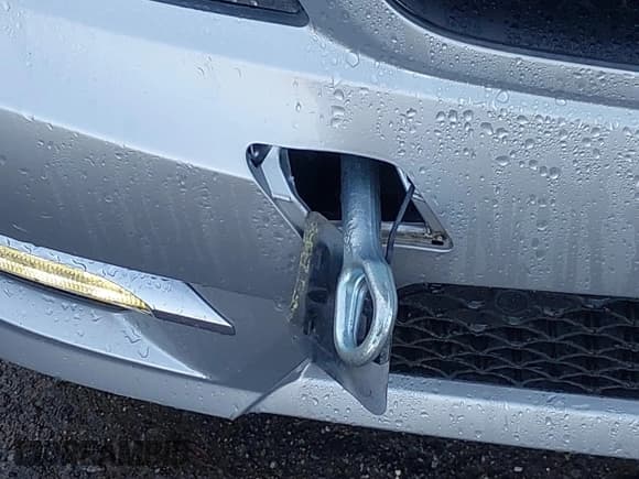 ✅ 2015 Mercedes-Benz C 250 • VIN: WDDGJ4HB1FG372798 • Lot: 41968536. Wystawiony na IAAI z przebiegiem 56 007 mil. Bezpłatny archiwum sprzedaży aukcyjnych z USA i szczegółowy raport historii pojazdu na DreamBid. Zdjęcie 18.