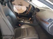 ✅ 2013 Mercedes-Benz E 350 • VIN: WDDKK5KF4DF194221 • Lot: 41728305. Listed on IAAI with 108,060 mi. Free auction sales archive from the USA and detailed vehicle history report at DreamBid. Image 5.