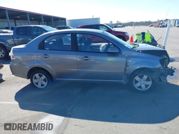 ✅ 2007 Chevrolet Aveo LS • VIN: KL1TD56607B086460 • Lot: 41673434. Wystawiony na IAAI z przebiegiem 86 648 mil. Bezpłatny archiwum sprzedaży aukcyjnych z USA i szczegółowy raport historii pojazdu na DreamBid. Zdjęcie 14.