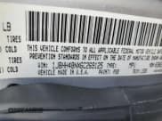 ✅ 2006 Jeep Commander • VIN: 1J8HH48NX6C269125 • Lot: 84370915. Listed on Copart with 144,143 mi. Free auction sales archive from the USA and detailed vehicle history report at DreamBid. Image 10.