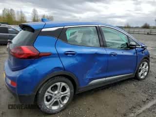 2018 Chevrolet Bolt EV LT z VIN 1G1FW6S0XJ4140245, wystawiony jako Copart lot #50383084 z przebiegiem 44 356 mil mil oraz . Historia ofert i sprzedaży dostępna na DreamBid. Obrazek 3.