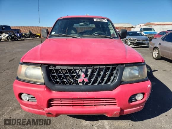 ✅ 2001 Mitsubishi Montero • VIN: JA4LS31R61P047512 • Lot: 85009015. Listed on Copart with 139,425 mi. Free auction sales archive from the USA and detailed vehicle history report at DreamBid. Image 5.