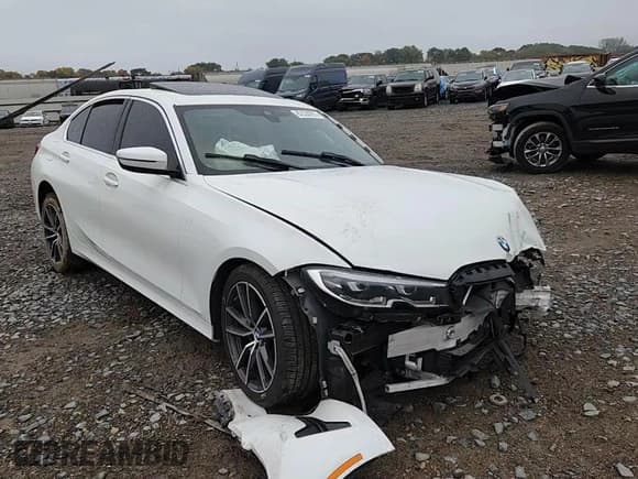 ✅ 2021 BMW 3 Series 330i xDrive • VIN: WBA5R7C00MFK50466 • Лот: 82530265. Опубликован ранее на Copart с пробегом Не указан. Бесплатный доступ к архиву аукционных продаж из США и подробный отчёт об истории автомобиля на DreamBid. Изображение 14.