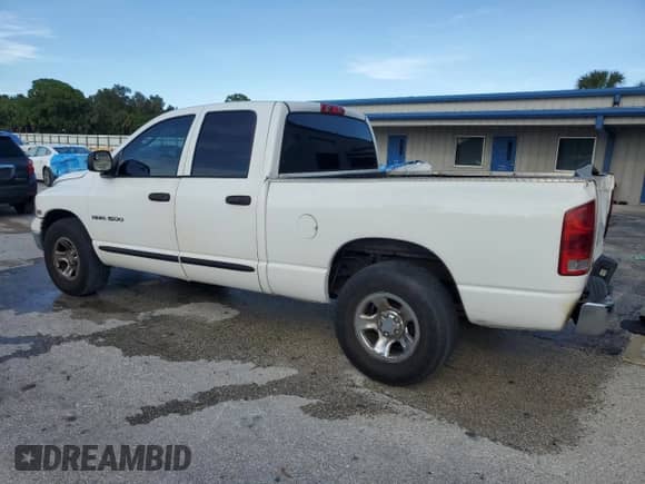 2005 Dodge 1500 SLT с VIN 1D7HA18D75J652618, выставлен на аукционе Copart как лот 72393064 с пробегом 370 929 миль миль и На запчасти • Non repairable. История ставок и продаж доступна на DreamBid. Изображение 2.