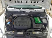 ✅ 2018 Volkswagen Beetle Dune • VIN: 3VWSD7AT0JM714804 • Lot: 94648615. Wystawiony na Copart z przebiegiem 120 630 mil. Bezpłatny archiwum sprzedaży aukcyjnych z USA i szczegółowy raport historii pojazdu na DreamBid. Zdjęcie 11.