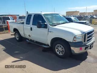 ✅ 2006 Ford F-250 XL • VIN: 1FTNX20516ED38107 • Лот: 41451217. Опубликован ранее на IAAI с пробегом 90 620 миль. Бесплатный доступ к архиву аукционных продаж из США и подробный отчёт об истории автомобиля на DreamBid. Изображение 1.