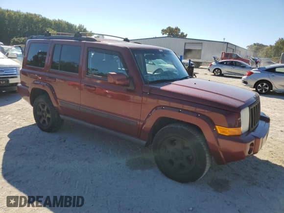 ✅ 2007 Jeep Commander Overland • VIN: 1J8HG68287C635671 • Лот: 82254715. Опубликован ранее на Copart с пробегом 167 998 миль. Бесплатный доступ к архиву аукционных продаж из США и подробный отчёт об истории автомобиля на DreamBid. Изображение 4.
