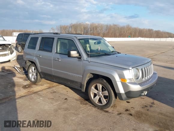 ✅ 2015 Jeep Patriot Latitude • VIN: 1C4NJPFAXFD149139 • Lot: 41637228. Listed on IAAI with 139,137 mi. Free auction sales archive from the USA and detailed vehicle history report at DreamBid. Image 1.