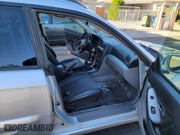 ✅ 2005 Subaru Baja Turbo • VIN: 4S4BT63C956106083 • Lot: 45593235. Wystawiony na Copart z przebiegiem 205 561 mil. Bezpłatny archiwum sprzedaży aukcyjnych z USA i szczegółowy raport historii pojazdu na DreamBid. Zdjęcie 5.