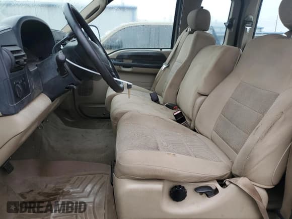 ✅ 2006 Ford F-250 XL • VIN: 1FTSX21526EB73931 • Лот: 90712985. Опубликован ранее на Copart с пробегом 129 548 миль. Бесплатный доступ к архиву аукционных продаж из США и подробный отчёт об истории автомобиля на DreamBid. Изображение 7.