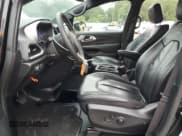 ✅ 2022 Chrysler Pacifica Touring L • VIN: 2C4RC1BG3NR219210 • Lot: 81490045. Listed on Copart with 42,905 mi. Free auction sales archive from the USA and detailed vehicle history report at DreamBid. Image 7.