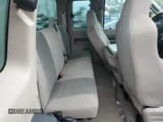 ✅ 2008 Ford F-250 XL • VIN: 1FTSX20588EE58332 • Lot: 79886064. Wystawiony na Copart z przebiegiem 224 849 mil. Bezpłatny archiwum sprzedaży aukcyjnych z USA i szczegółowy raport historii pojazdu na DreamBid. Zdjęcie 10.